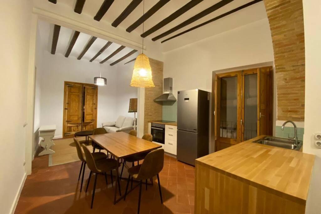 Casa Moner Loft Edifici Historic Centre Medieval De Castello Кастельон-де-Ампуриас Экстерьер фото